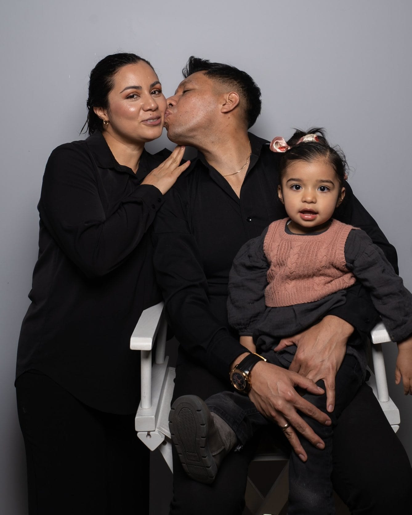 Erick Calderón junto a su familia